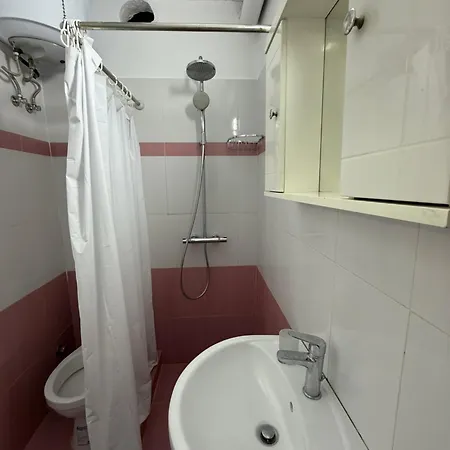 Sol Peaceful Retreat * Tirana